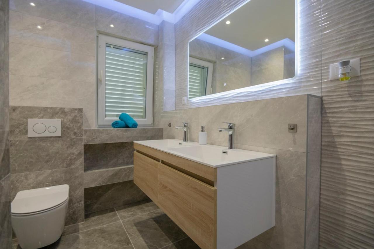 Apartments Radeljic Подстрана Экстерьер фото