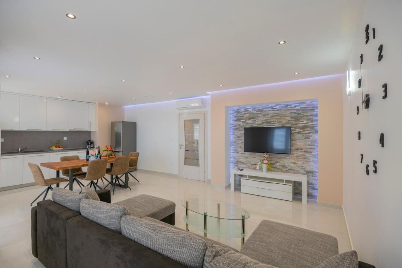 Apartments Radeljic Подстрана Экстерьер фото