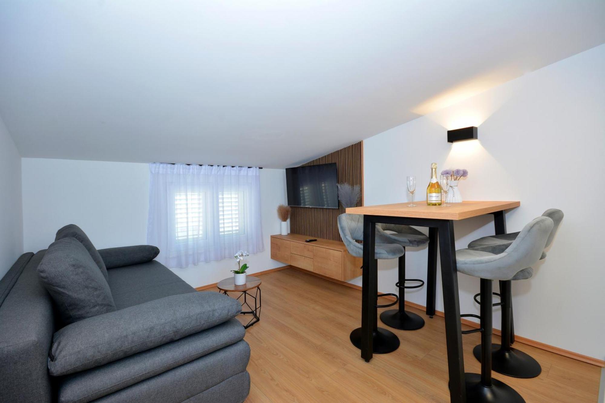 Apartments Radeljic Подстрана Экстерьер фото